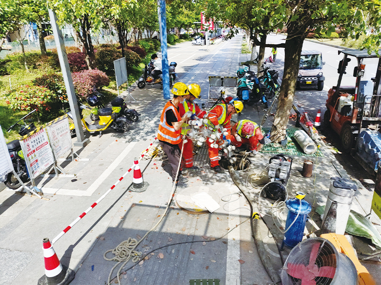  滁州UV-CIPP紫外光固化修复